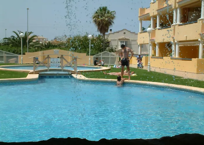 Cascada De Marinas-planta Baja Con Bbk En * دينايا